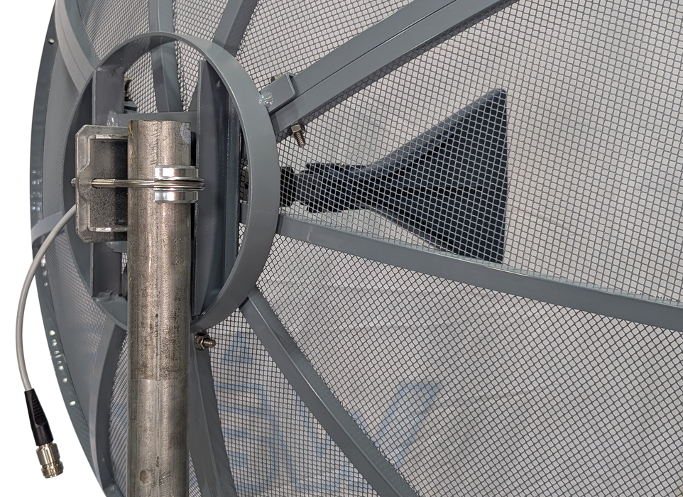 Mesh Petal Dish Parabolic 3 FT 90cm 0.600 to 6.50 GHz UWB Single Polarization