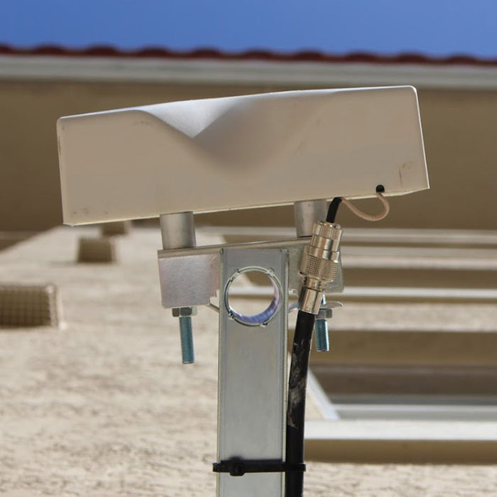 Directional Wall Mounted Cellular Panel Antenna Indoor Outdoor 700-2700MHz