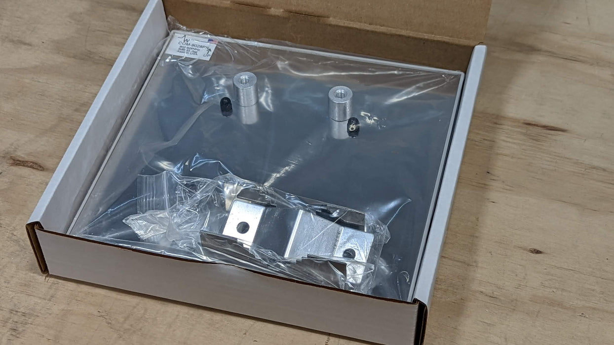 Panel Antenna 880-960MHz 915 MHz Meshtastic 900 Band 9 dBi Outdoor Mount