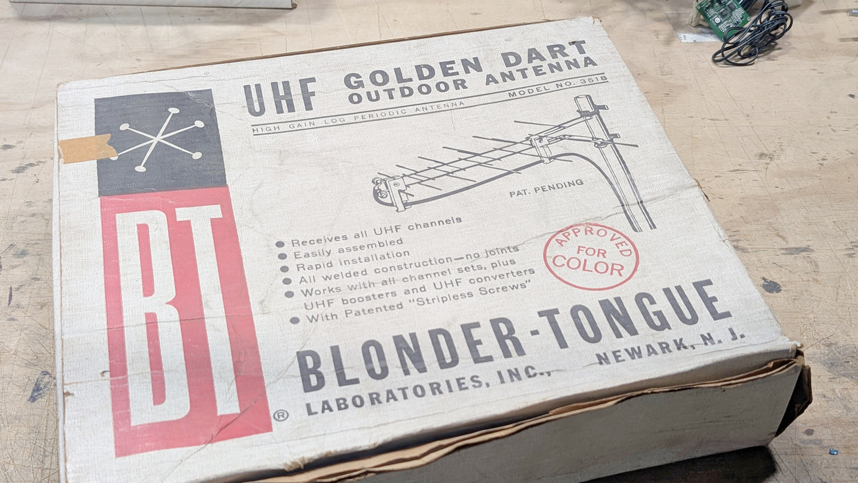 Blonder-Tongue UHF Golden Dart Outdoor TV Antenna UHF HDTV Vintage