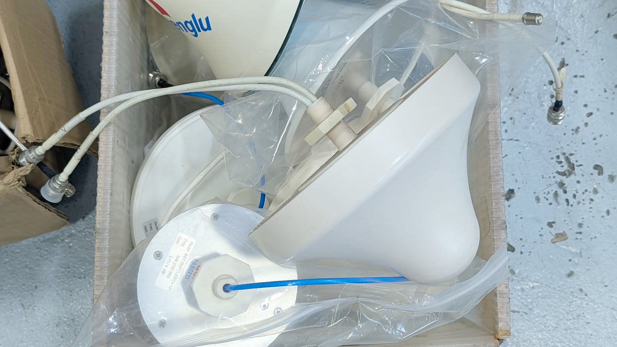 Indoor Ceiling Cellular 3 Lot Antennas Surplus 700-2700MHz