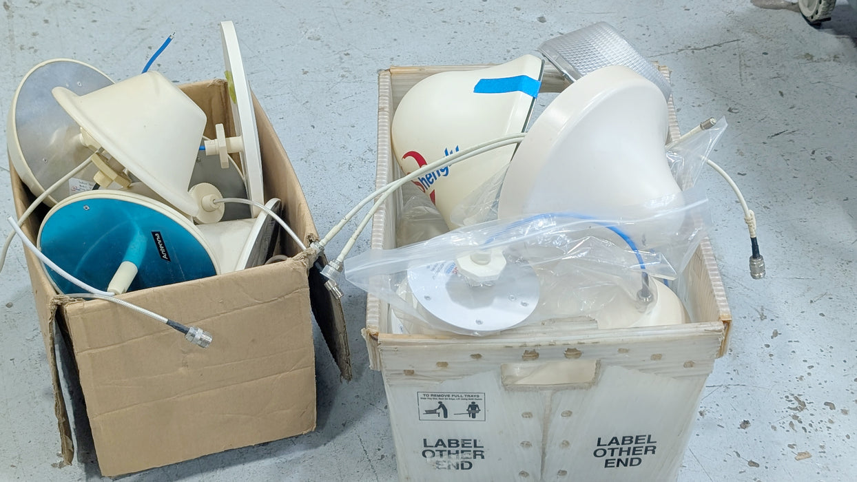 Indoor Ceiling Cellular 3 Lot Antennas Surplus 700-2700MHz