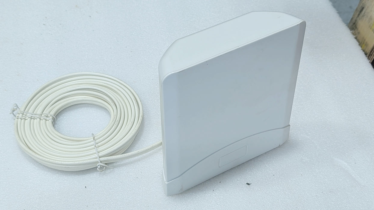 Panel Antenna Desktop TableTop Dual Cable For Cellular Boosters Modems (Copy)