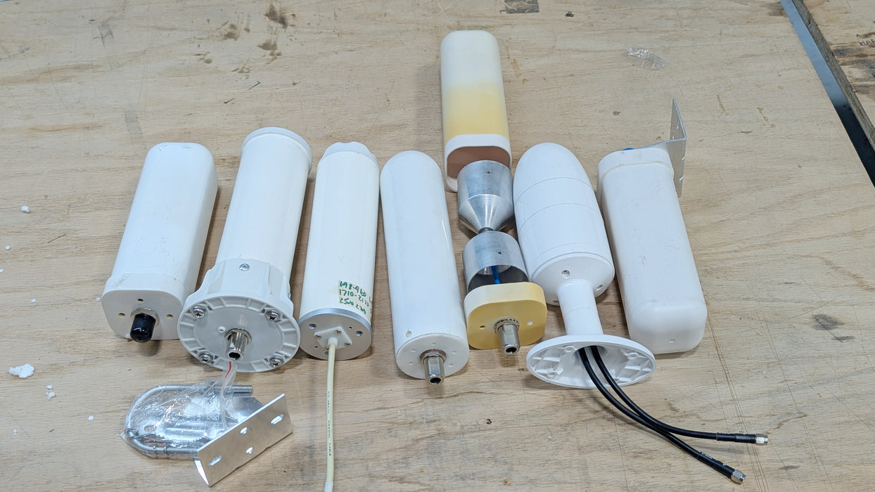 Omni-Directional Cellular Wide Band Antennas Surplus 700-2700MHz